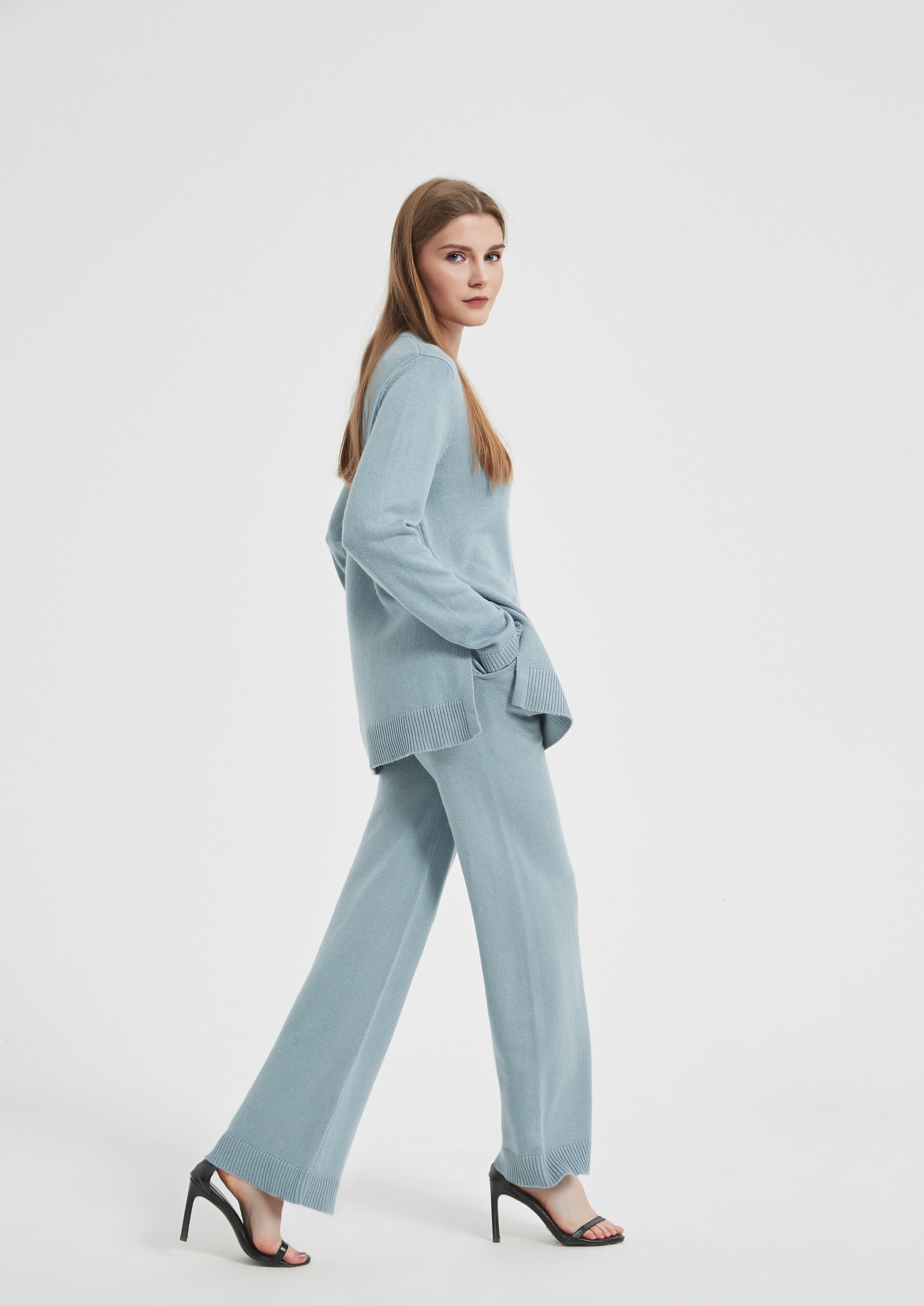 Elandra Knit Sweater - Baby Blue